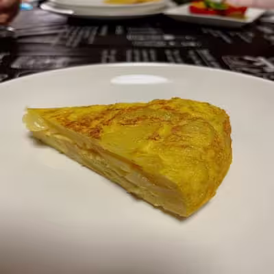 スペインオムレツ（トルティージャ・デ・パタタス）